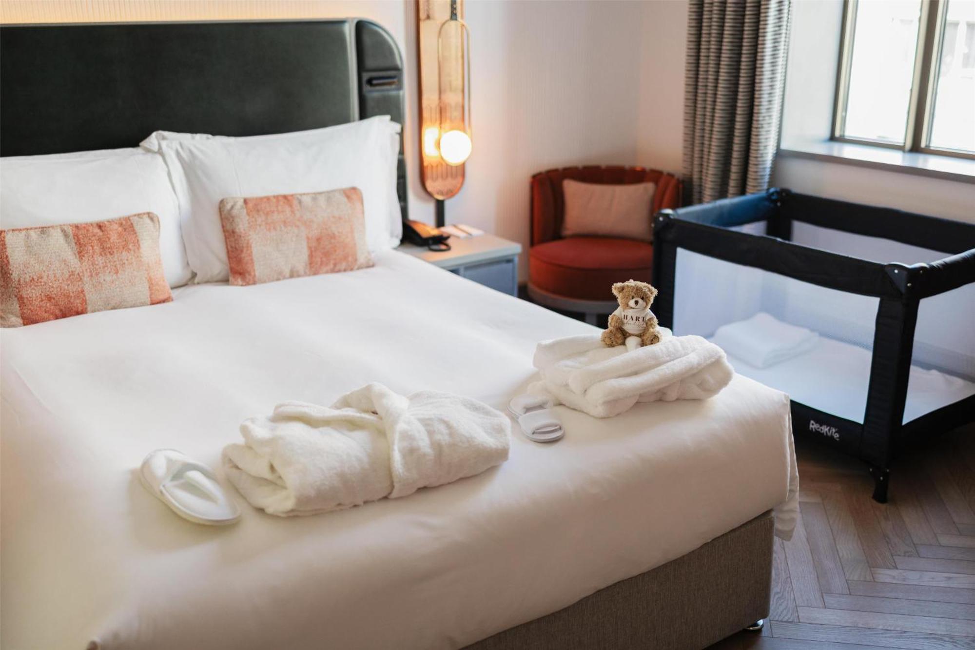Hart Shoreditch London, Curio Collection By Hilton 4* London