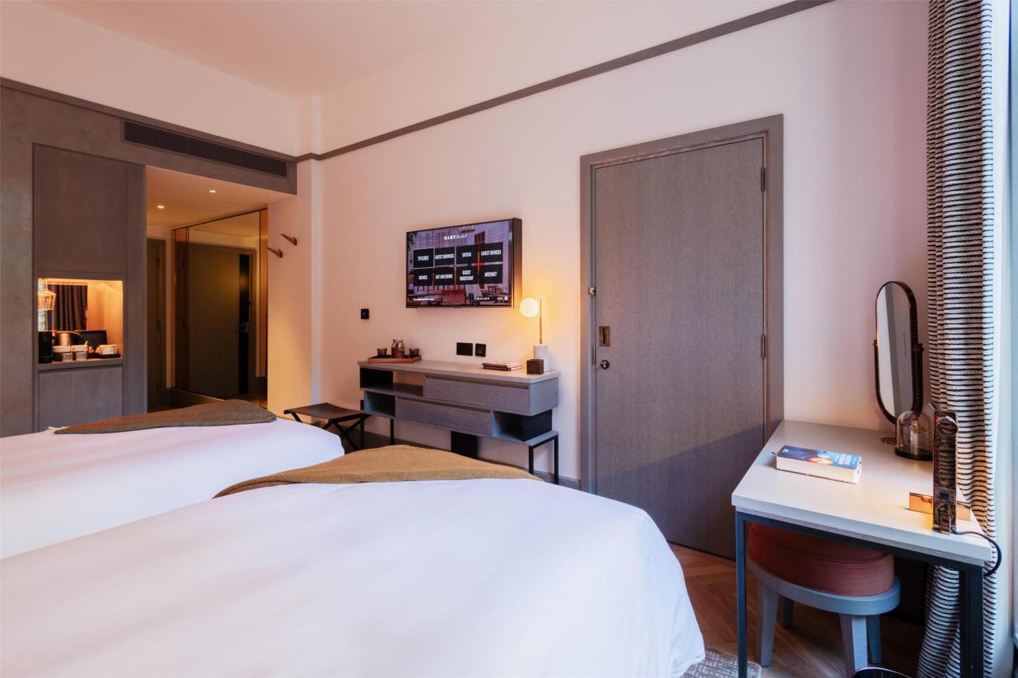 Hart Shoreditch London, Curio Collection By Hilton 4* London