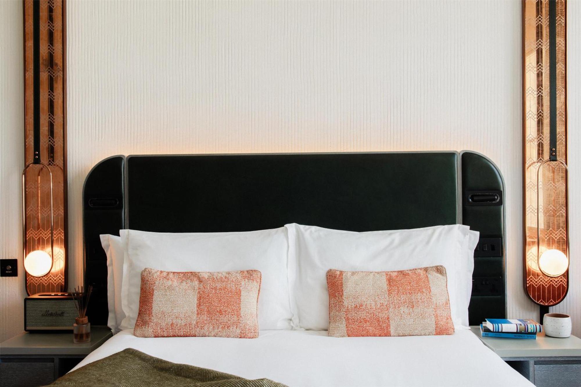Hart Shoreditch London, Curio Collection By Hilton Hotel London